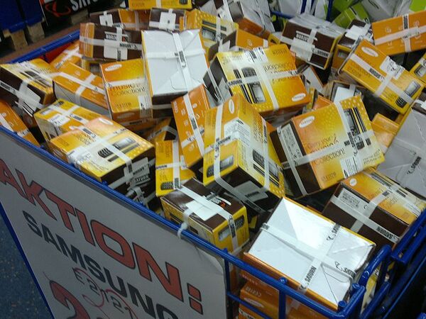 【IFA2011特別企画】ケータイ２台購入し探るドイツ・ベルリン最新モバイル事情