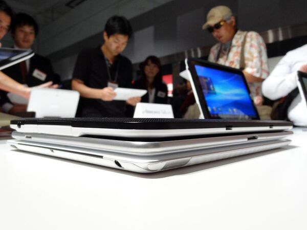 買いはどちら？　ドコモXiタブレットファーストインプレ！