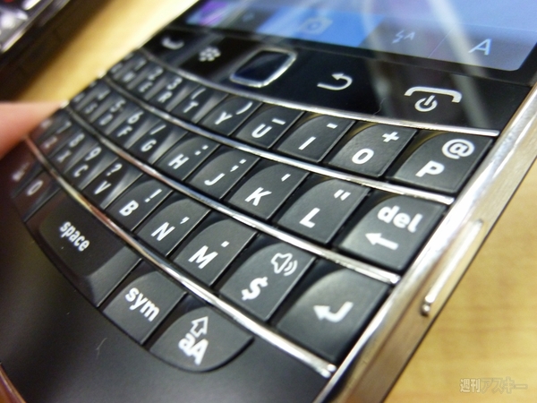 BlackBerry Bold 9900