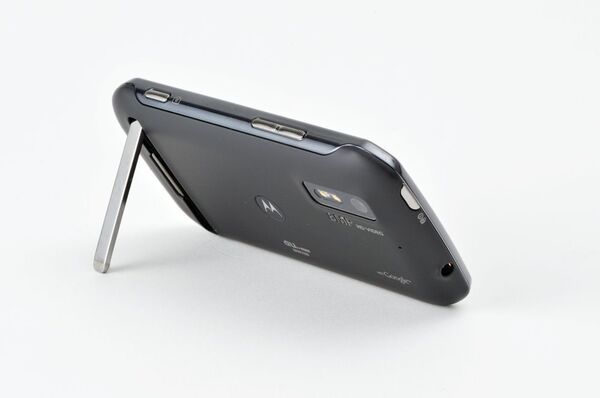 本田雅一が真剣かつ個人的目線で注目WiMAXスマホ２機種を緊急インプレ！