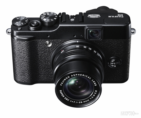 FujiFilm_X10