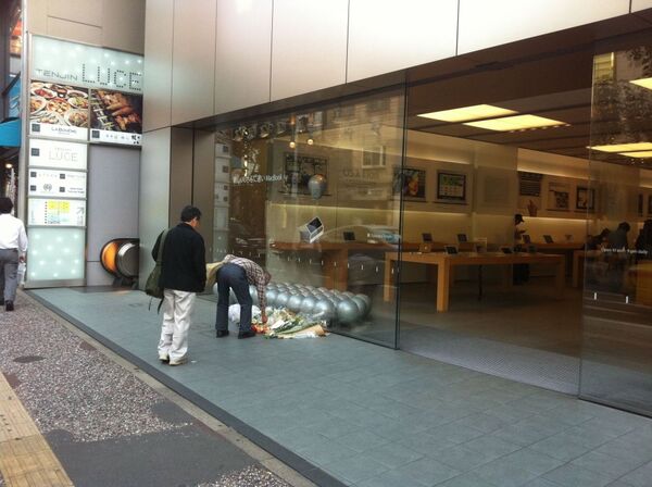 アップルストア献花