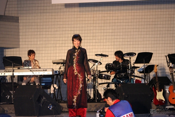 フォンチー写真集プレゼント