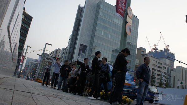 iPhone 4S行列レポート アップルストア銀座編