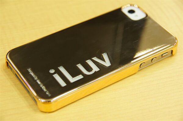 iPhone 4S対応ケース10製品選りすぐりレビュー〜ビザビ編〜