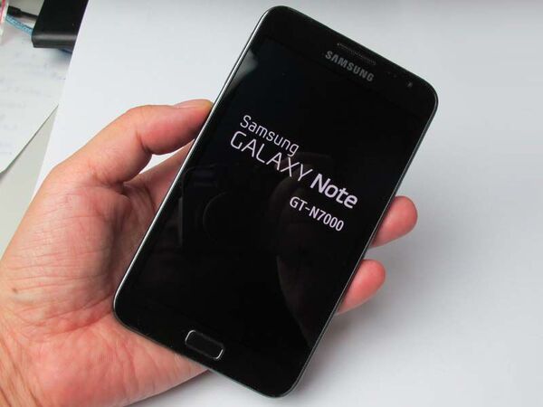 専用スタイラスでサクサク操作！　まるで紙のノートのような『Galaxy Note』最速レビュー