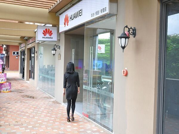 中国にあるファーウェイの“隠れ家ショップ”に極秘潜入!?