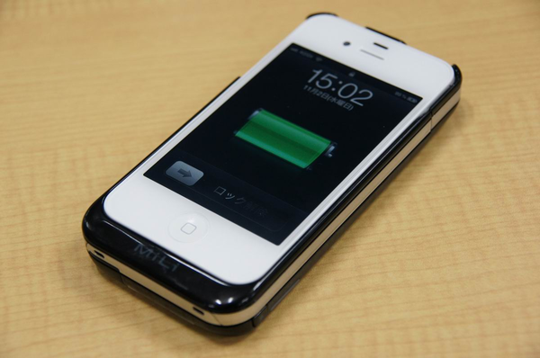 iPhone 4Sのバッテリー節約テクで最大何時間戦えるようになるか？