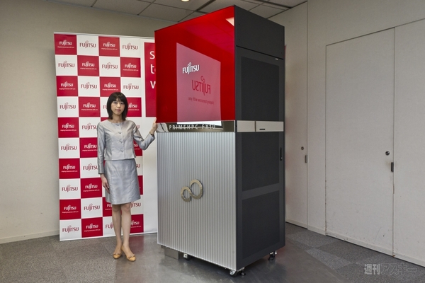 世界一スパコン『京』の2.2倍の演算性能!!　富士通の次世代スパコン『PRIMEHPC FX10』