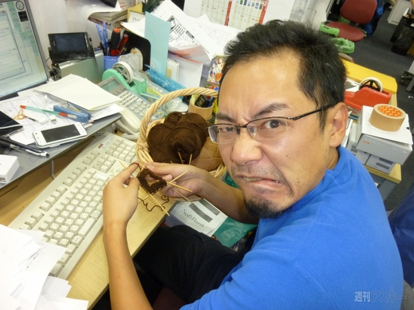 てぶくろ編み始めました