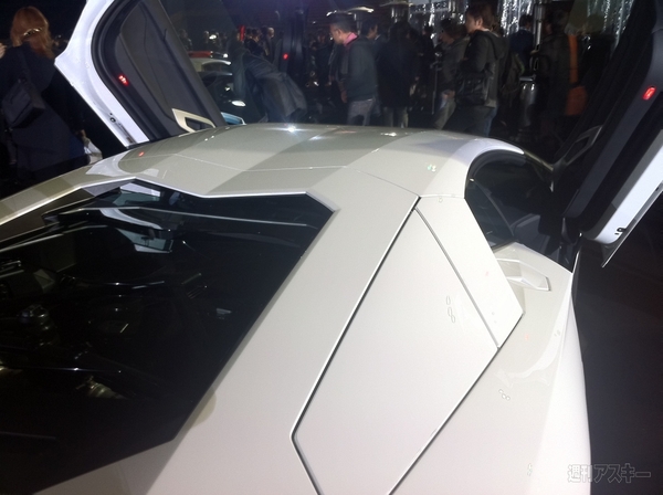 Lamborghini Aventador LP700-4