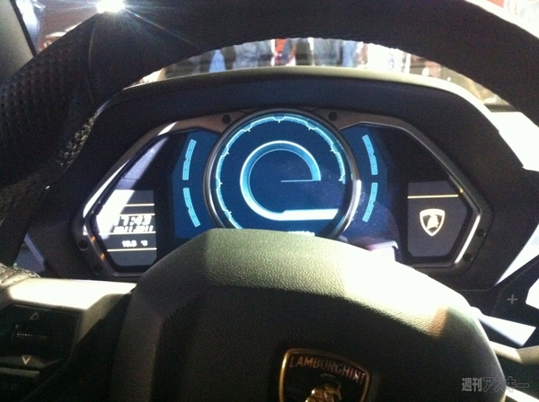 Lamborghini Aventador LP700-4