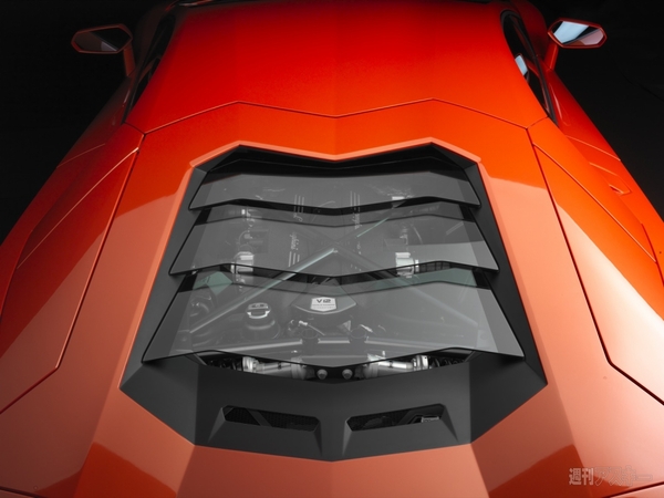 Lamborghini Aventador LP700-4