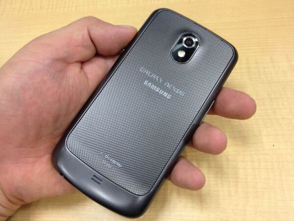 『GALAXY NEXUS』の優美なボディーを引き立てる厳選ケース14点