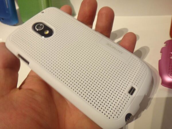 『GALAXY NEXUS』の優美なボディーを引き立てる厳選ケース14点