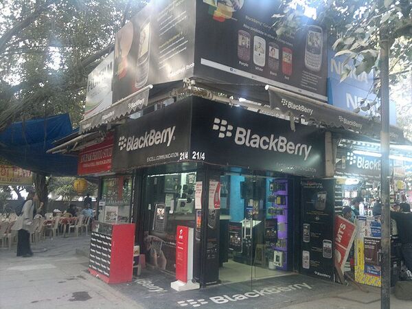 【海外スマホ事情】デリーでインドなスマホを買おう！