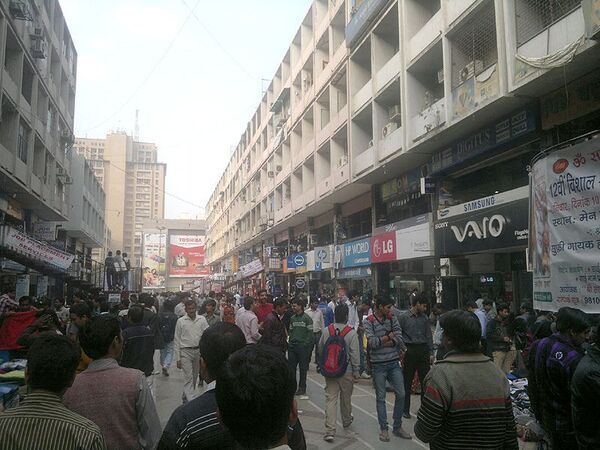 【海外スマホ事情】デリーでインドなスマホを買おう！