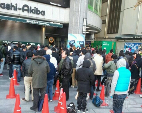 PS Vita発売日レポート：渋谷・新宿・秋葉原