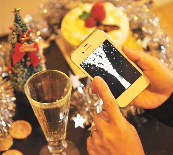 おうちクリスマスを楽しく過ごすiphone アンドロイドアプリ 週刊アスキー