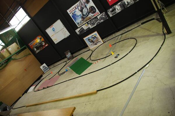 【動画あり】1/24級本格バギー『ミニッツバギー』を本格ラリーコースで堪能