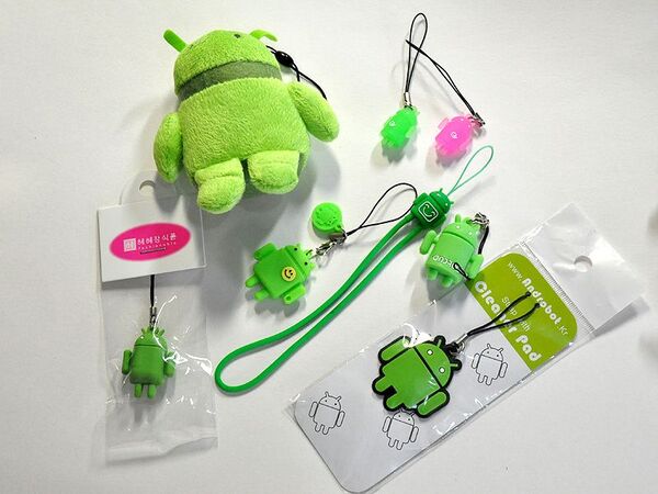 2012年最新ドロイドくんストラップ大集合！
