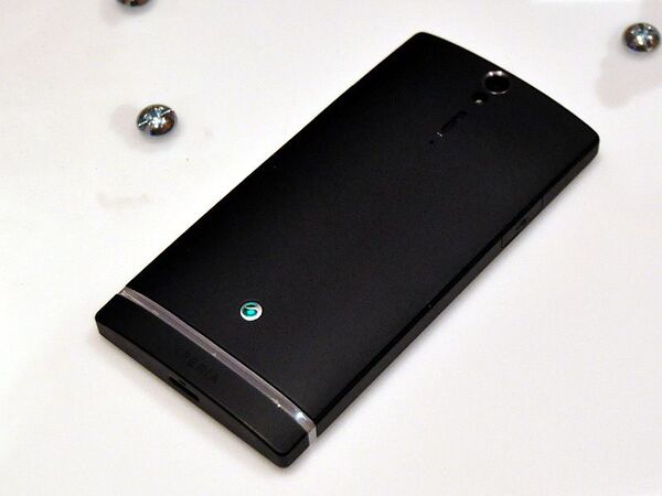 CESに出展されたスマホ新製品を総ざらい：CES2012