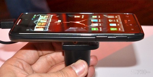 CES2012 モトローラ DROID MAXXほか