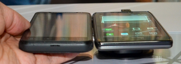 CES2012 モトローラ DROID MAXXほか