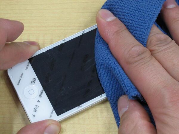 軍用ヘリのナノテクノロジーを採用した銀河系最強のスマホ液晶保護フィルム『invisibleSHIELD』