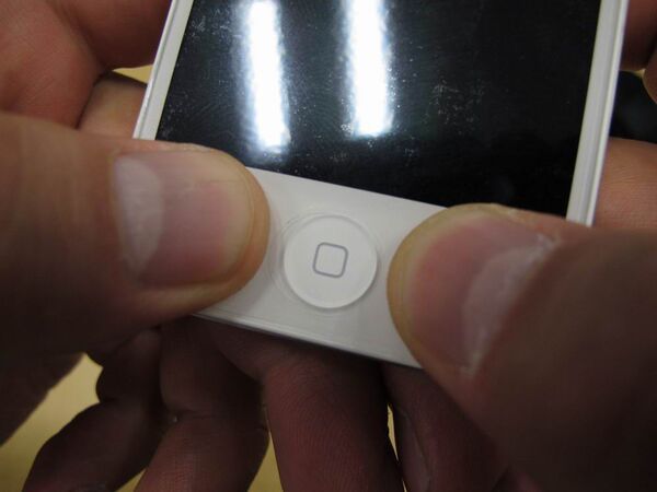 軍用ヘリのナノテクノロジーを採用した銀河系最強のスマホ液晶保護フィルム『invisibleSHIELD』