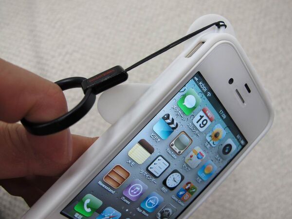 メタボな恐竜を筆頭にiPhone 4/4S用キャラクター系ケース大集合！