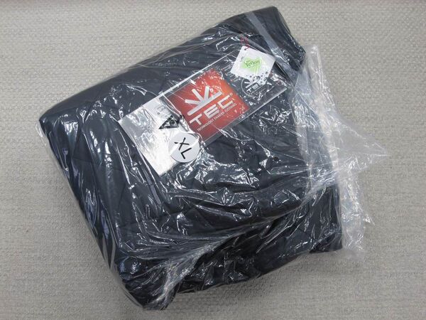 【もう鞄はいらない！】あらゆるデジガジェを収納できるブラックホールのような電脳ジャンバー