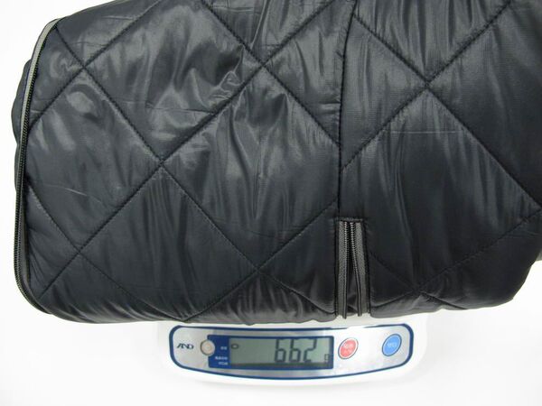 【もう鞄はいらない！】あらゆるデジガジェを収納できるブラックホールのような電脳ジャンバー