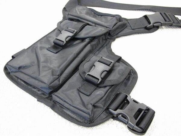 装着したままフルマラソンできるぐらい軽快にデジガジェを携帯できるレッグバッグ