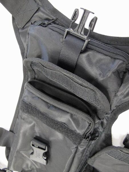 装着したままフルマラソンできるぐらい軽快にデジガジェを携帯できるレッグバッグ