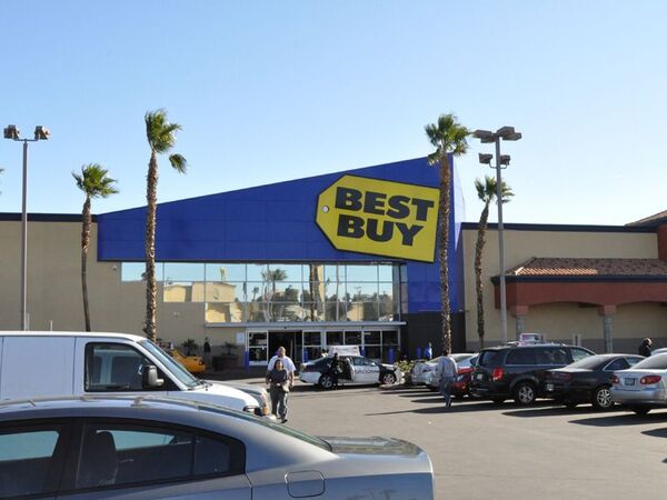 BestBuyは日本で注文、アメリカで受け取れる