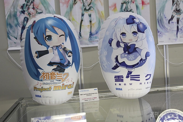 SNOW MIKU 2012