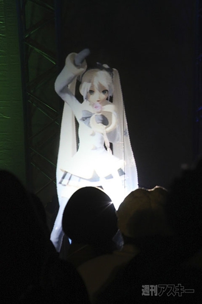 SNOW MIKU 2012