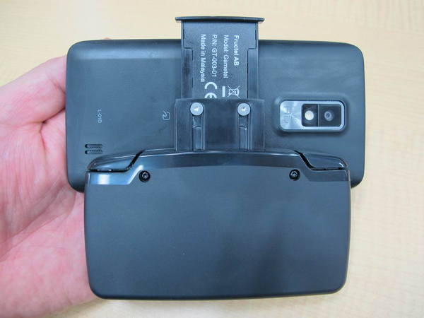 スマホにゲーム機の操作性を実現するBTゲームパッド