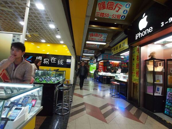 中国人はiPhoneもジョブズも大好きだ