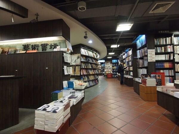 中国人はiPhoneもジョブズも大好きだ