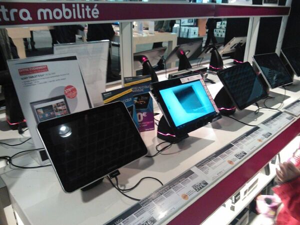 【山根博士敗北！】パリのモバイルはイマイチだった……