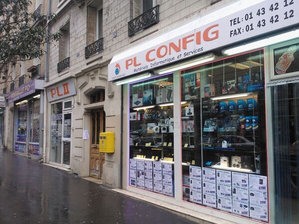 【山根博士敗北！】パリのモバイルはイマイチだった……