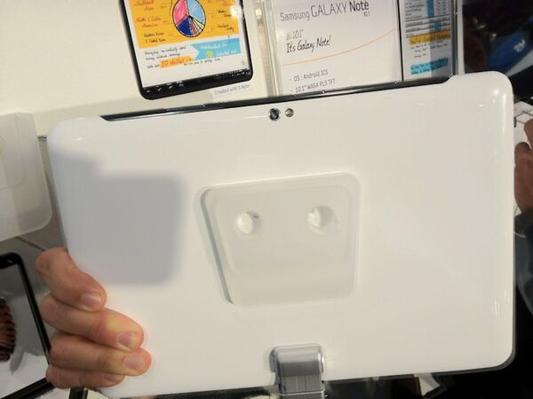MWC2012：週アスで3人は『GALAXY Note 10.1』を買うね！