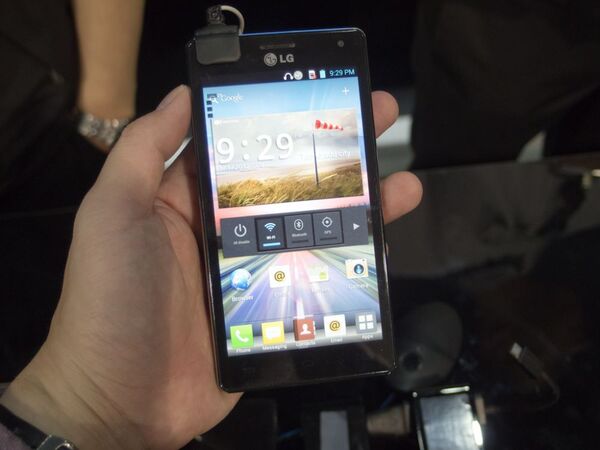 MWC2012：LGエレクトロニクスの5インチスマホはLTE対応!!　クアッドコア搭載モデルも爆速だっ！