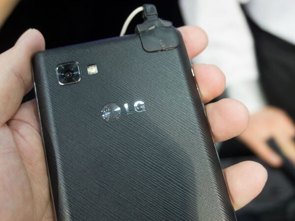 MWC2012：LGエレクトロニクスの5インチスマホはLTE対応!!　クアッドコア搭載モデルも爆速だっ！