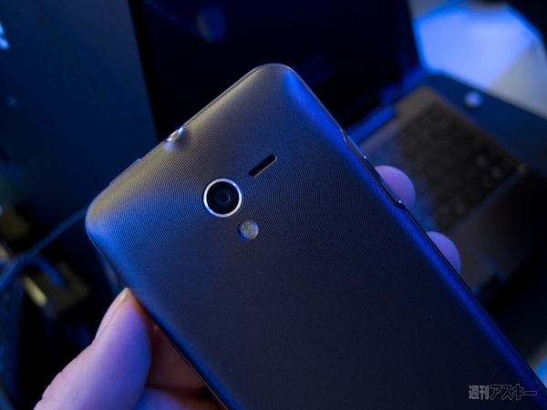 MWC2012：ASUSのあの合体スマホが合体パーツを増やしてついに発売！