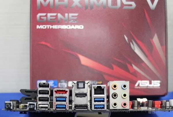 “あいつ”の迎撃準備は整った!? ASUSTeKがインテル新チップセットZ77マザーを紹介