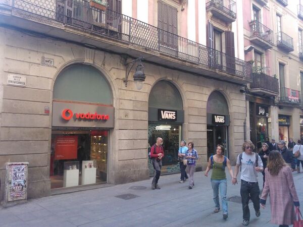 【海外買い物】バルセロナは格安端末をゲットできるスマホ天国！