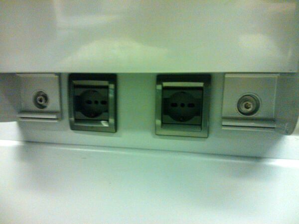 【海外買い物】イタリアはピザもスマホもオイシイ国！